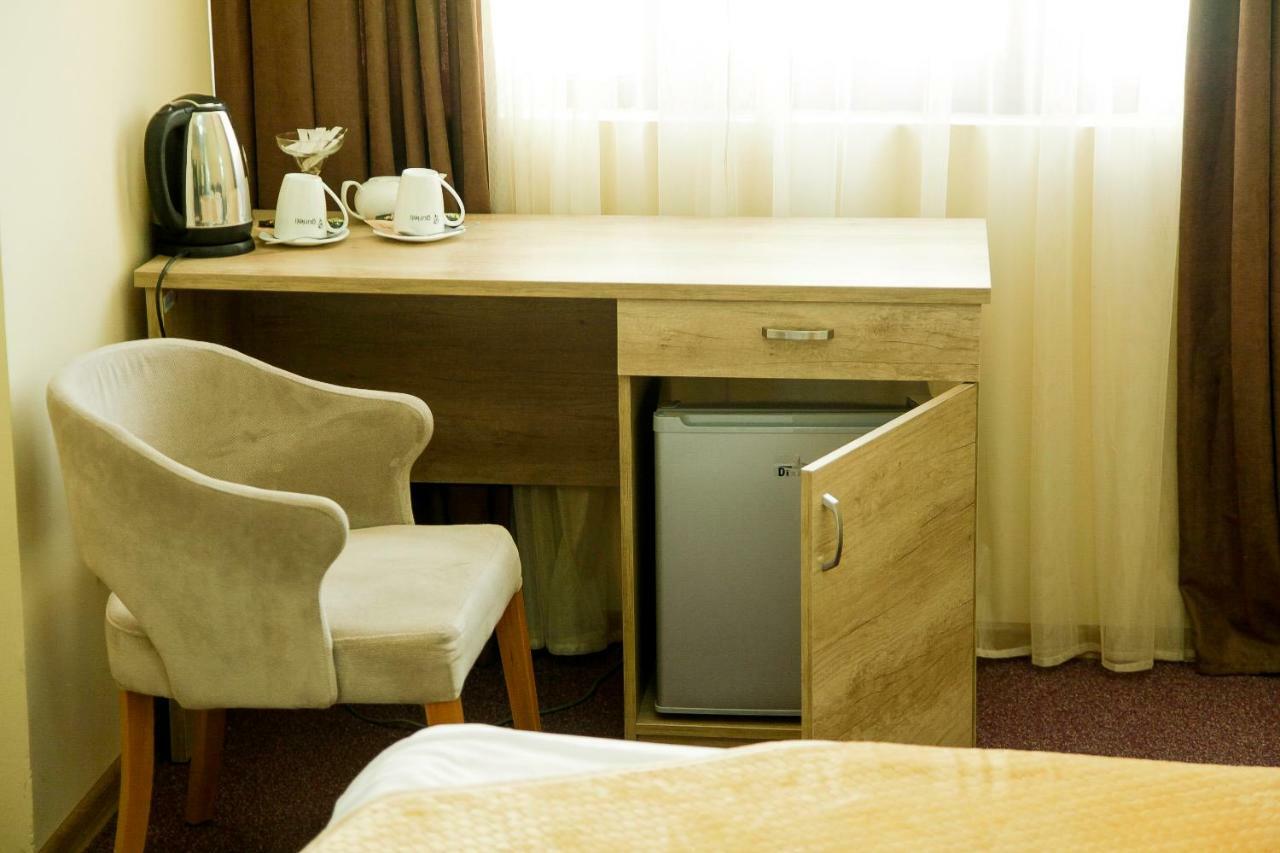 זוגדידי Hotel Grand מראה חיצוני תמונה